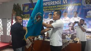 Konferkab ke-VI PWI Kampar, Akhir Yani Kembali Terpilih Secara Aklamasi