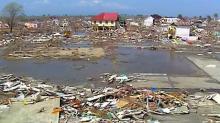 Kenangan Seorang Fotografer Melihat Kengerian di Aceh Pasca Tsunami