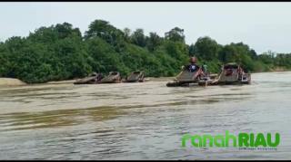 Masyarakat Sarankan Polisi Gunakan Perahu Karet Tertibkan 13 Rakit PETI di Pisang Berebus