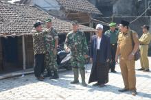 Tim Terpadu Jumat Barokah Polresta Pekanbaru Serta Polsek Jajaran Laksanakan Kegiatan Sosial