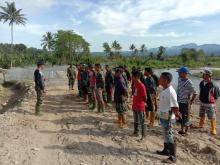 Warga Ikuti Apel Ala Tentara, Danramil 02/BRM Bagikan Tugas