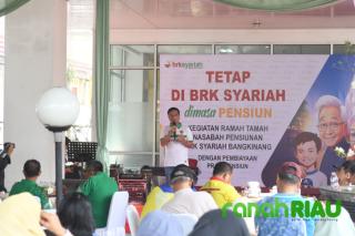 BRK Syariah hadirkan Senam Sehat dan Pemeriksaan Kesehatan Gratis untuk Pensiunan di Bangkinang 