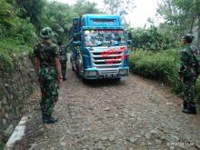 Dandim: Rabat Jalan Beton Harus Selesai Sesuai Jadwal  