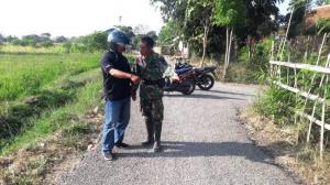 Kekhawatiran Babinsa Jatimulya, Terkait Pengaspalan Akses di Suradadi Tegal