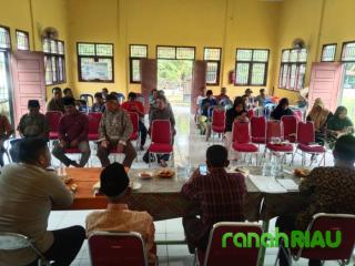 Pemdes dan BPD Sikakak Berkomitmen Menjembatani Keresahan Masyarakat dalam Memerangi Narkoba