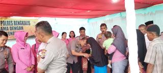 Patut Diapresiasi, Polres Bengkalis Serahkan Zakat di Polsek Mandau