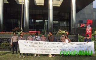 Aksi didepan KPK Pusat, Formappenri minta segera selidiki dugaan kasus Korupsi di Disdik Riau