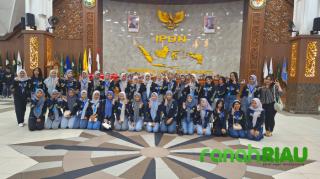 Rombongan SMAN 2 Pekanbaru Studi Kampus ke IPDN Jatinangor