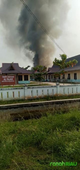 Panti Asuhan Al Fajar di Lalap si Jago Merah