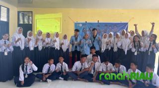 Pertama di Kuansing.!! Mahasiswa Kukerta UNRI Desa Jake Gelar Pelatihan OSIS