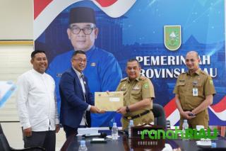 Terima Audiensi di Kediaman, Gubri Siap mendukung penuh Program PWI Riau 