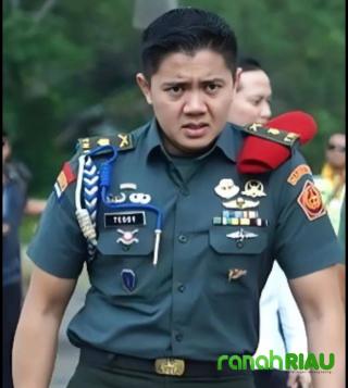 Pengamat Trending di X: Pernyataan Seskab Teddy Picu Perang Opini, Publik Terbelah