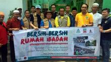 Penggerak gerakan Gotong membersihkan Rumah Ibadah