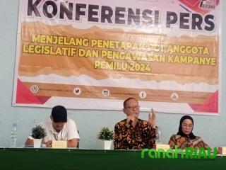 Diminta untuk menahan diri, Bawaslu Kota Pekanbaru siap Menindak Peserta Pemilu yang Bandel
