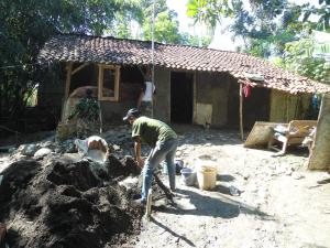Rumah Seorang Tukang Becak Jadi Sasaran TMMD Kodim Tegal  