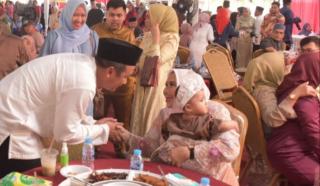 Wujud Syukur Kepada Allah SWT, Bupati Bengkalis Gelar Aqiqah Cucu Kedua