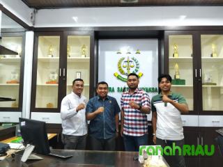 Forum Alumni BEM dan BEM Uniks Kunjungi Kejari Kuansing