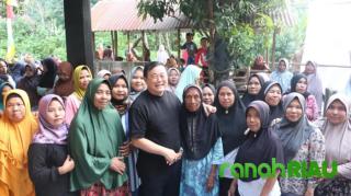 Jika HS Menang Pilkada, Warga Tak Mampu Bikin Kebun Akan Dibantu Steking, Bibit dan Pupuk