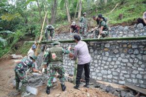 Demi Jiwa Korsa, Tim Poskes Turun Bantu Kerjakan TPJ