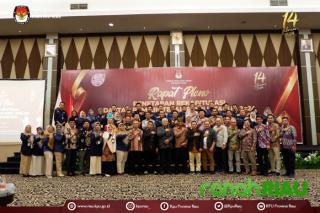 Rapat Pleno KPU Riau, Penetapan DPT untuk Pemilu 2024