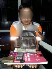 Karyawan Ini Pakai Mobil Perusahaan, Geraknya mencurigakan, Ehhh.. Ternyata Ngedar Sabu