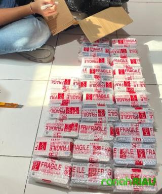 Barang Bawaan Kapal MV.Oceanna 5, Bea Cukai Bengkalis Amankan 652 Unit Hp Illegal dari Malaysia
