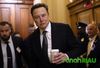Kekayaan Tembus Rp 7 Kuadriliun jadikan Elon Musk Cetak Rekor Baru sosok Terkaya di Dunia