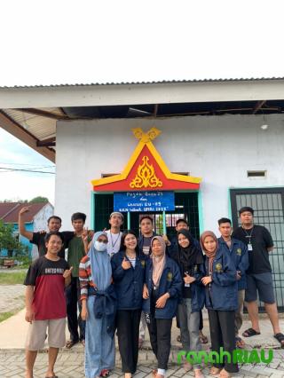 Tingkatkan literasi anak, KKN mahasiswa Umri bangun pojok baca di Seri Meranti