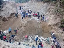  TNI Dan Warga Rela Bekerja Tanpa Ada Hari Libur Demi Sukseskan TMMD .