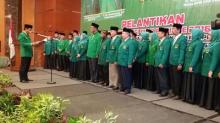 Resmi Dilantik... Aziz Zaenal Nahkodai PPP Riau