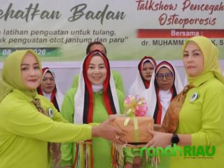 Femmy Loliya Pimpin Perwatusi DPC Kuansing 2026-2029