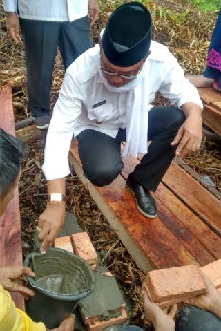 Wakaf Pribadi, Bupati Rohil Letakan Batu Pertama Mushola Al Marhamah
