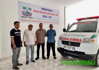 Ambulans untuk IKRAB Duri, Bukti Komitmen CSR BRK Syariah bagi Kesehatan dan Ekonomi Masyarakat