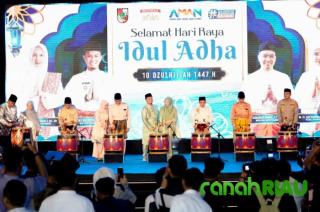 Idul Adha 1447 H Penuh Kebersamaan, Wako Agung beri Dua Umrah Gratis