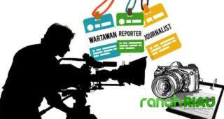 Klik, Deadline, dan Takbir yang Tertunda: Nasib Wartawan Media Online di Ujung Lebaran