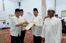 Pemkab Inhil kukuhkan Status Surau Al-Hidayah Jadi Masjid di Kelurahan Sungai Beringin